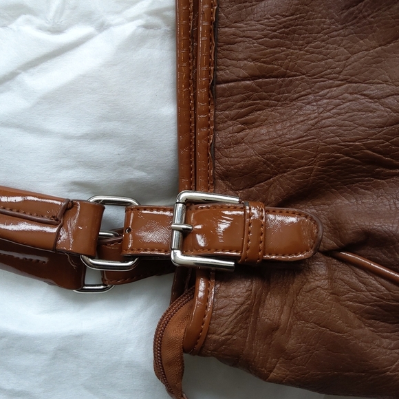 Aldo Faux Leather Oversized Brown Hobo Bag - Picture 4 of 13